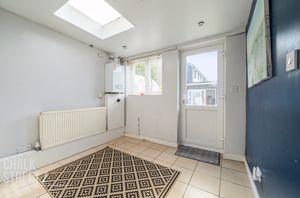 Photo 19- click for photo gallery